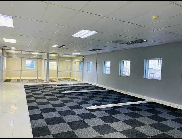 2,002M² OFFICE TO LET IN GLEN AUSTIN AH